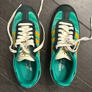 Adidas Turquoise and Gold Sneakers